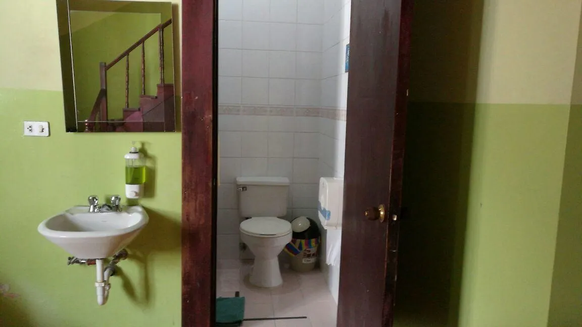Hostal Puerta Del Sol Quito