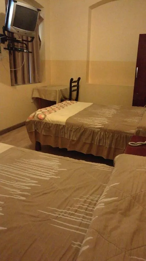 Hostal Puerta Del Sol Кито Эквадор